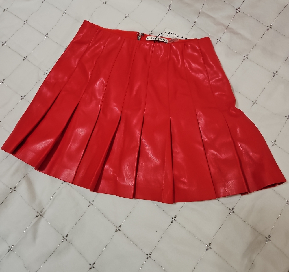 NWT Alice + Olivia Red Carter Mini Skirt Sz 4